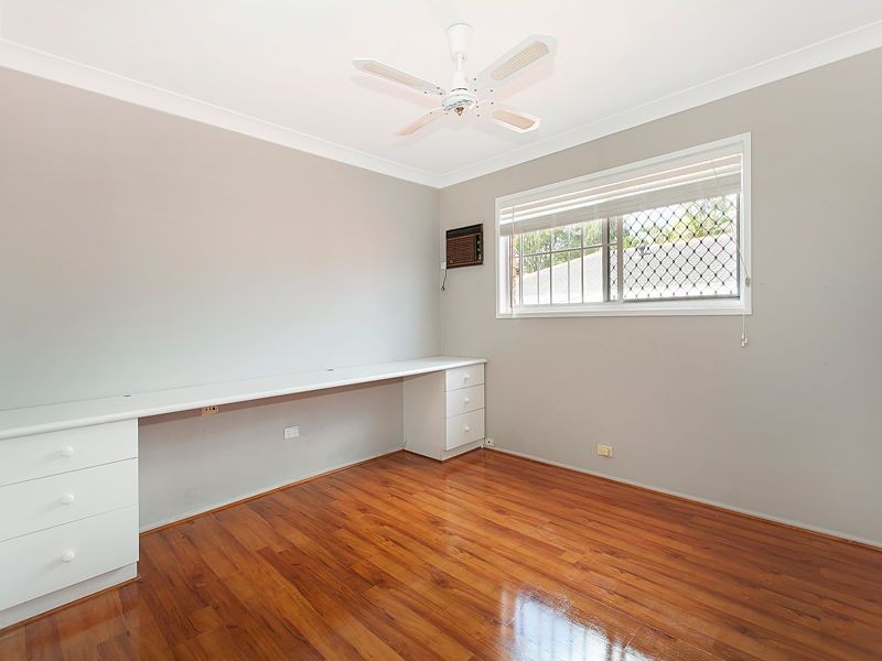 105 Arrabri Avenue, Mount Ommaney QLD 4074