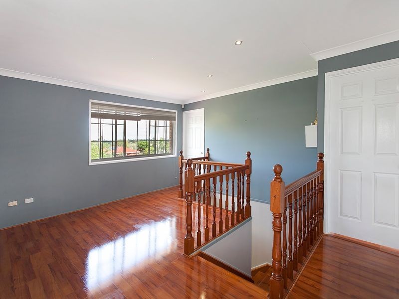 105 Arrabri Avenue, Mount Ommaney QLD 4074