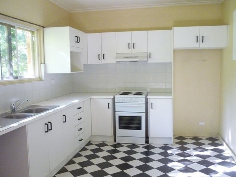 155 Sir Fred Schonell Drive, St Lucia QLD 4067