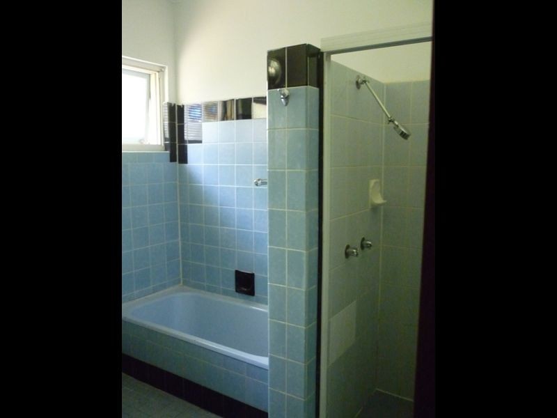 155 Sir Fred Schonell Drive, St Lucia QLD 4067