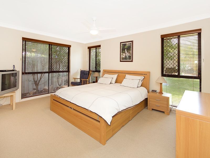 32 Brentwood Place, Moggill QLD 4070