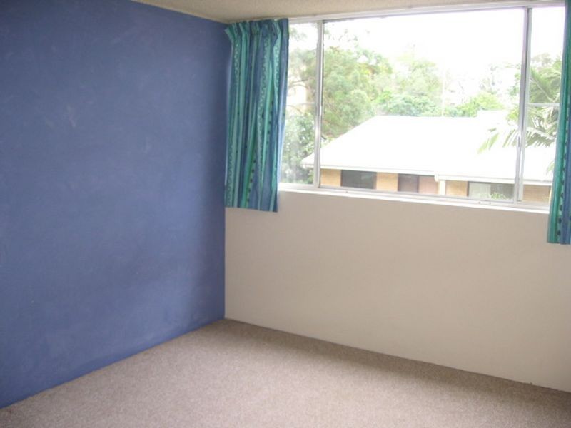 2/9 Broomfield Street, Taringa QLD 4068