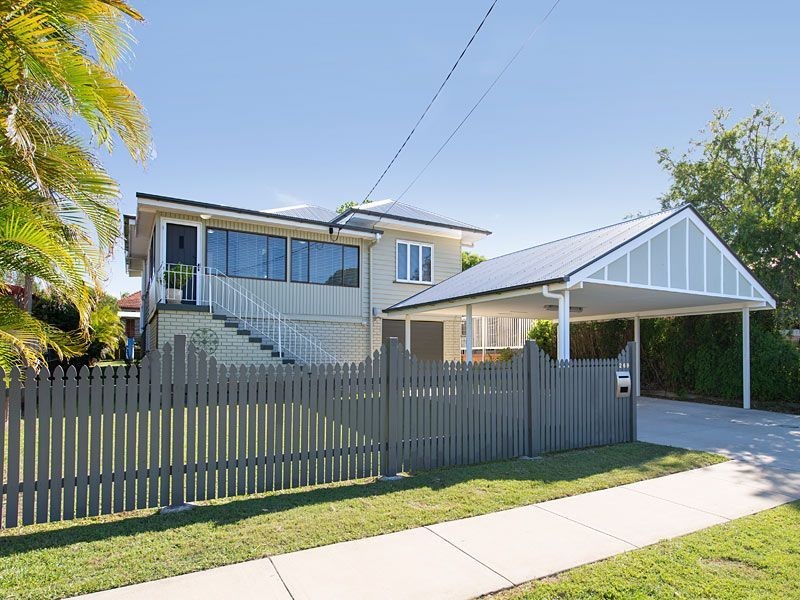 269 Long Street East, Graceville QLD 4075