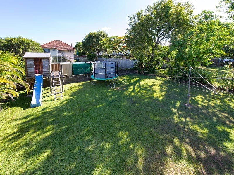 269 Long Street East, Graceville QLD 4075