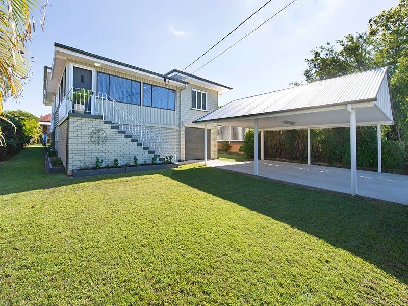 269 Long Street East, Graceville QLD 4075