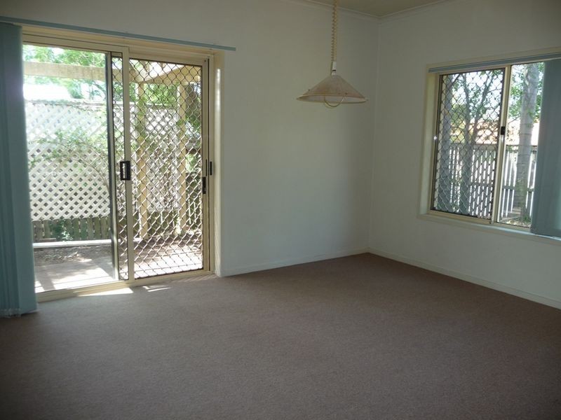1/20 Dean Street, Toowong QLD 4066