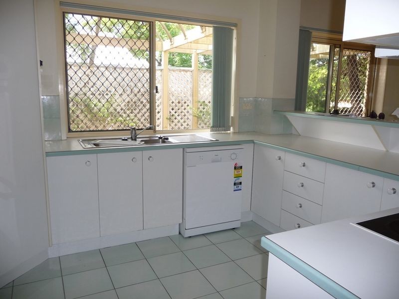 1/20 Dean Street, Toowong QLD 4066