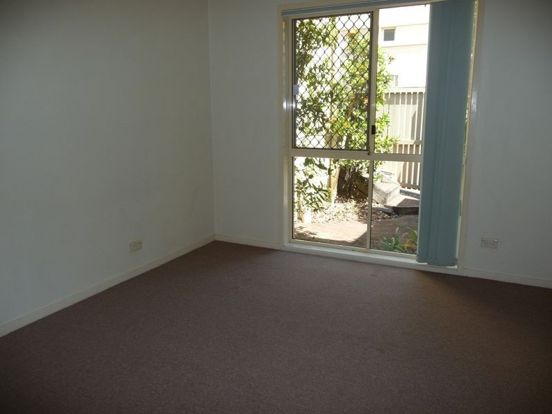1/20 Dean Street, Toowong QLD 4066