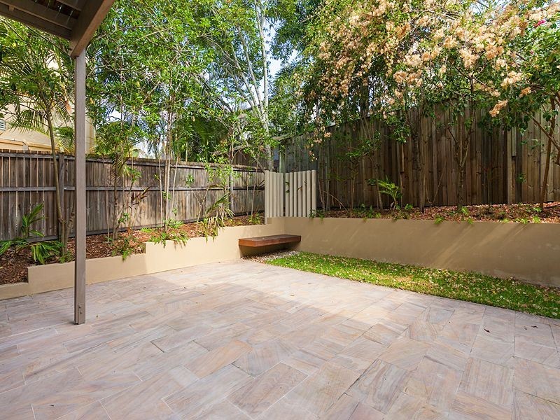 8 Elizabeth Street, Toowong QLD 4066