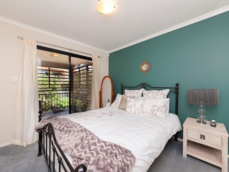 8 Elizabeth Street, Toowong QLD 4066