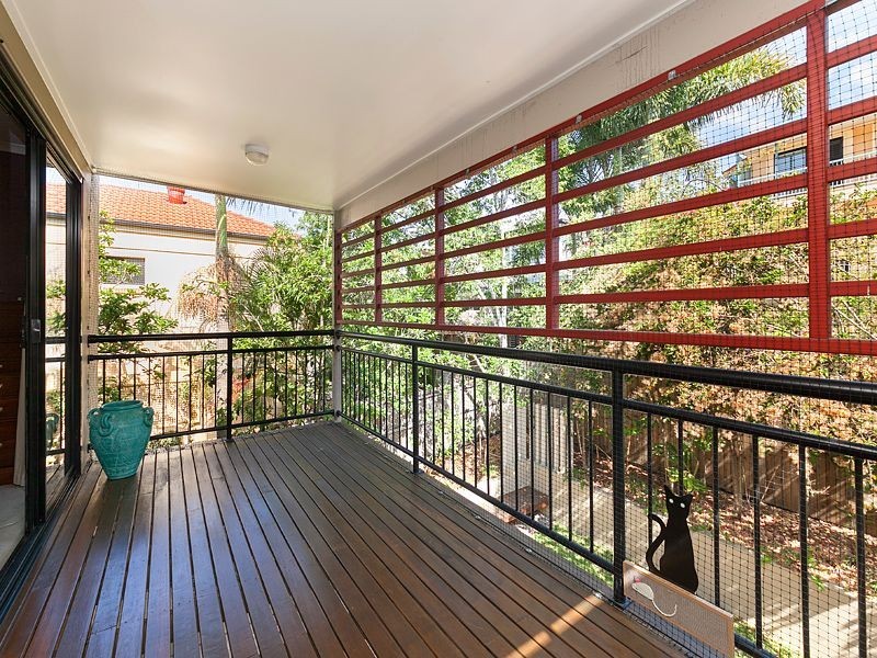 8 Elizabeth Street, Toowong QLD 4066