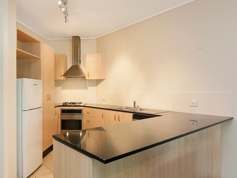 24/9 Sylvan Road, Toowong QLD 4066