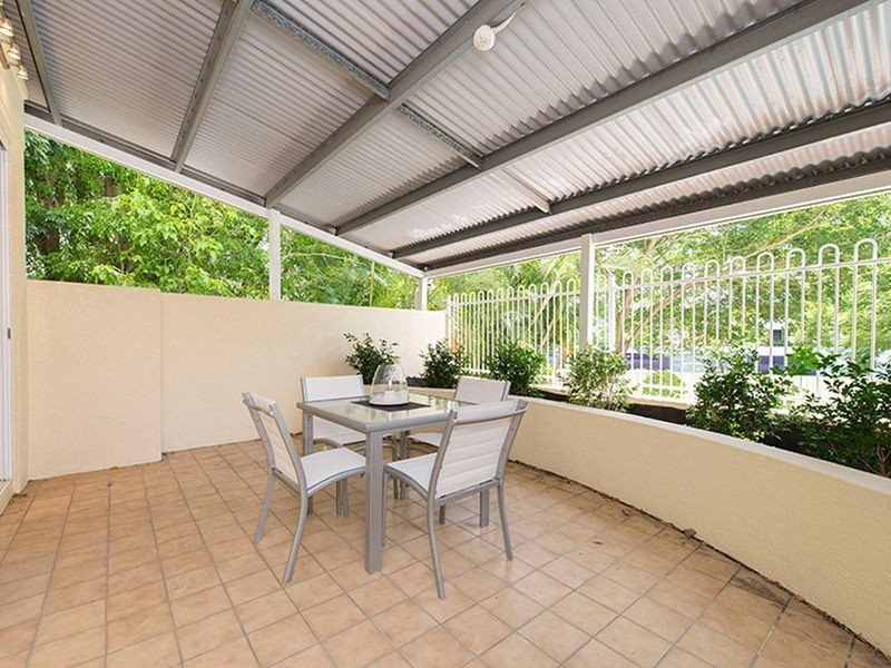 6/16 Patrick Lane, Toowong QLD 4066