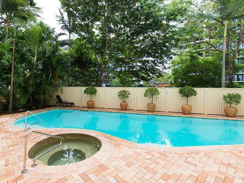 6/16 Patrick Lane, Toowong QLD 4066