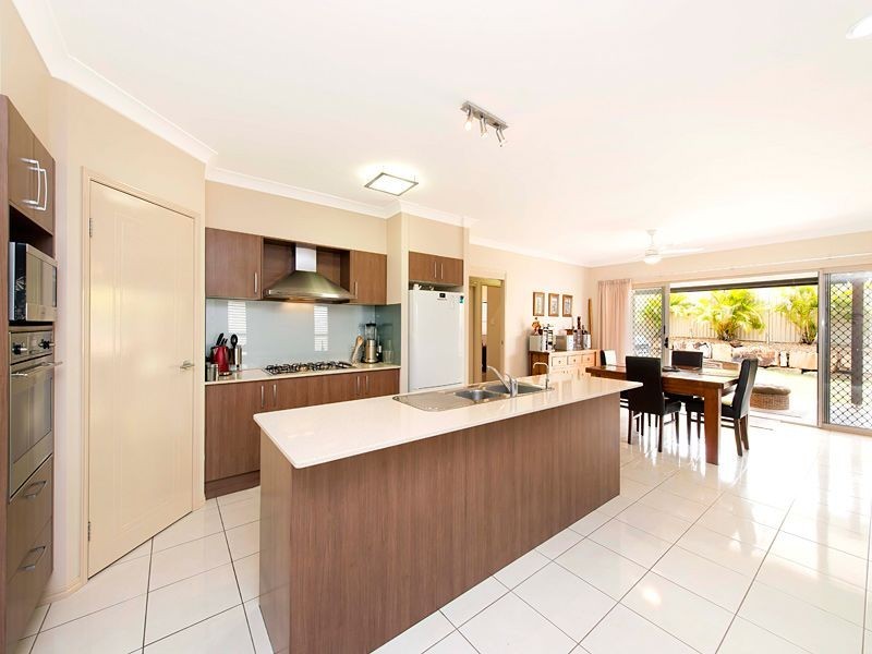 51 Grange Place, Moggill QLD 4070