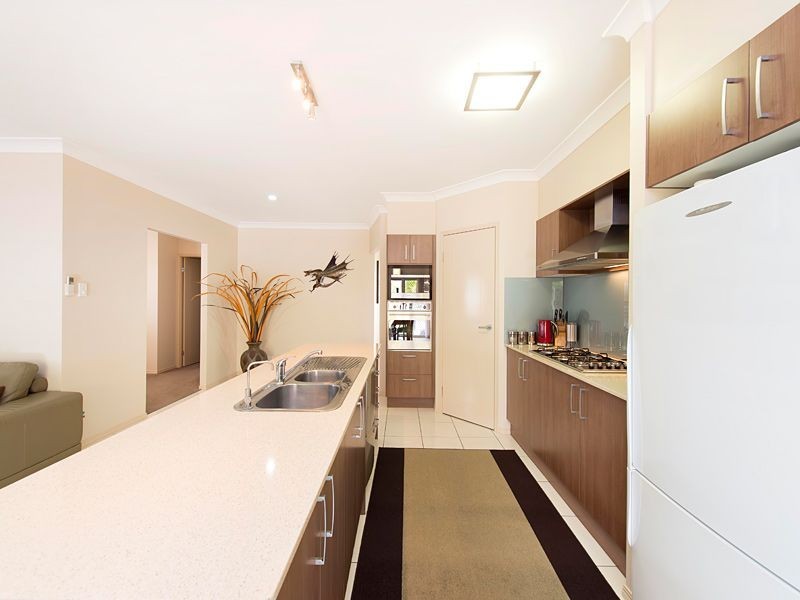 51 Grange Place, Moggill QLD 4070