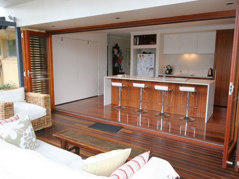 1 Cadiz Street, Indooroopilly QLD 4068