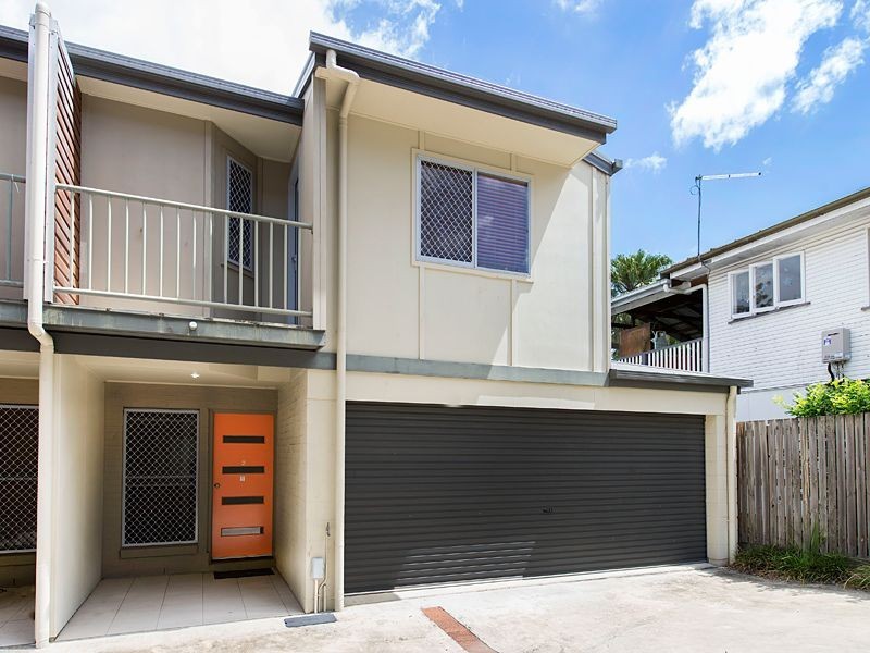 2/51 Rennie Street, Indooroopilly QLD 4068