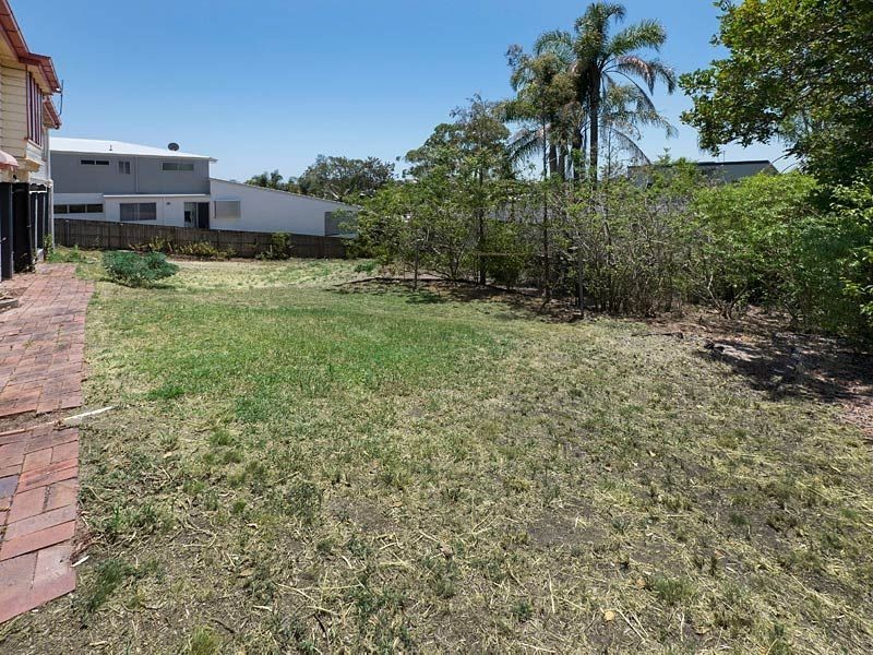 74 Wylie Avenue, Coorparoo QLD 4151