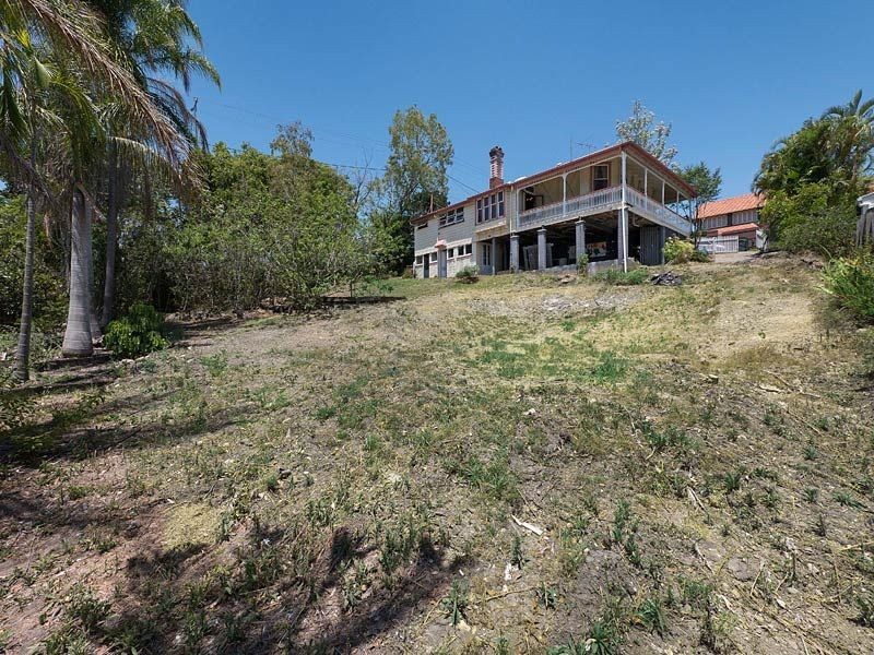 74 Wylie Avenue, Coorparoo QLD 4151