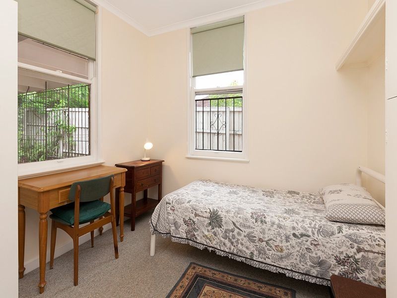 46 Hawken Drive, St Lucia QLD 4067