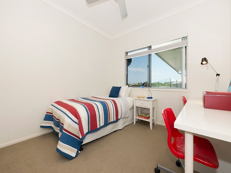 65 Pine County Place, Bellbowrie QLD 4070