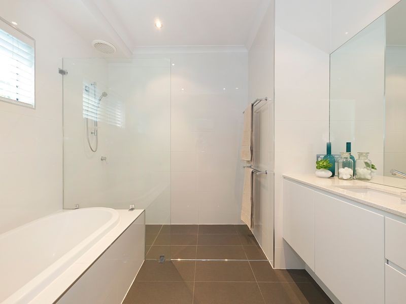 65 Pine County Place, Bellbowrie QLD 4070