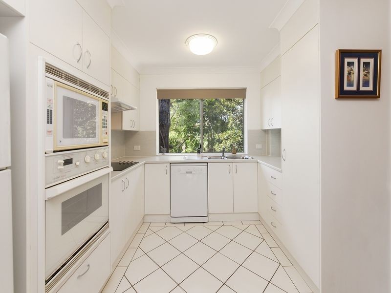 7/130 Central Avenue, Indooroopilly QLD 4068