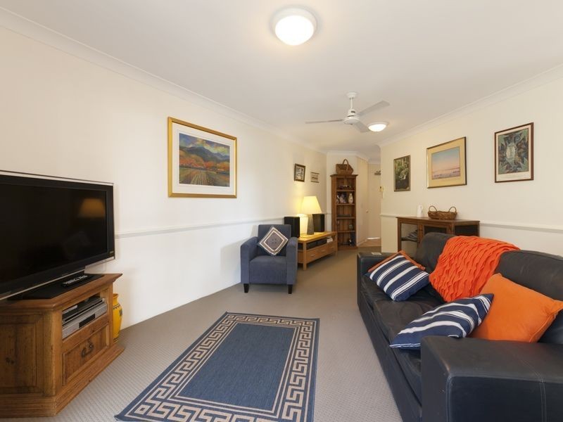 7/130 Central Avenue, Indooroopilly QLD 4068