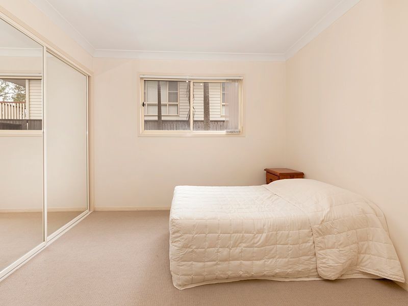 12/87 Russell Terrace, Indooroopilly QLD 4068