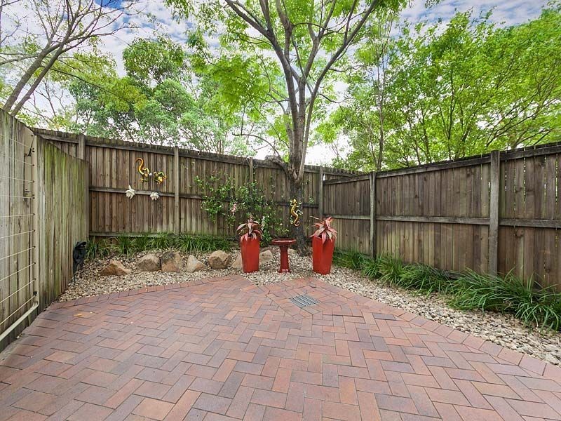 22/2 Waverley Road, Taringa QLD 4068