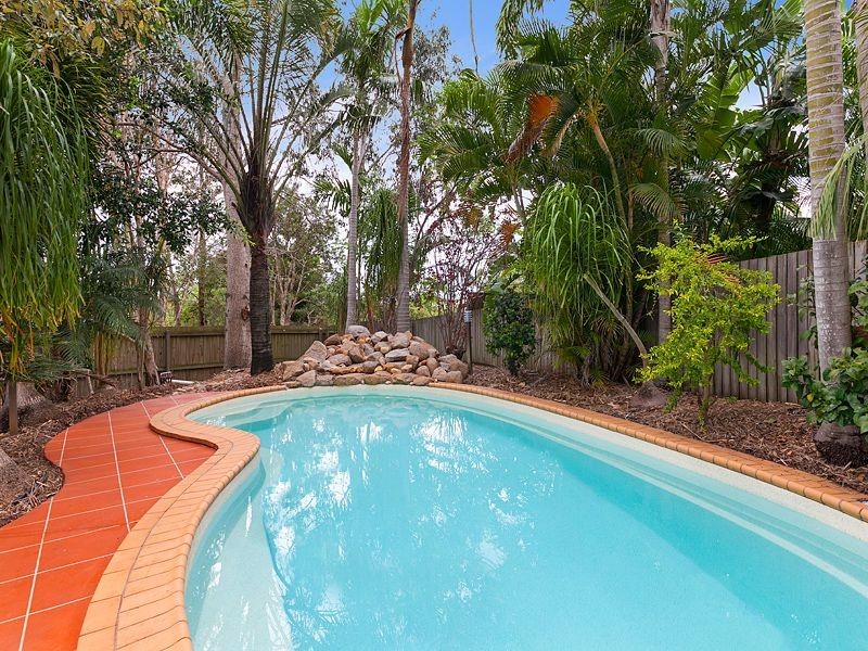 20 Sexton Place, Bellbowrie QLD 4070