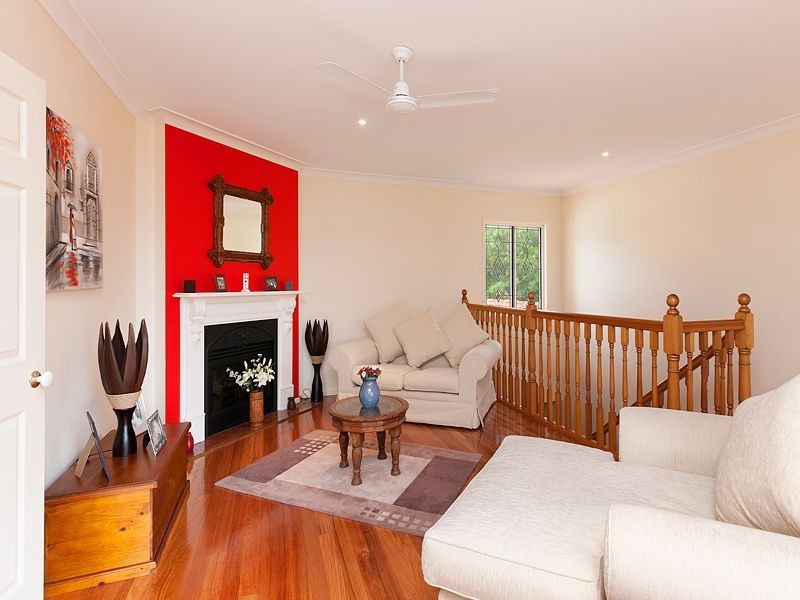 20 Sexton Place, Bellbowrie QLD 4070