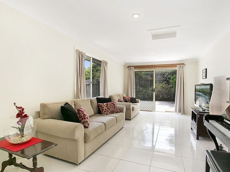 1 Cornuta Close, Bellbowrie QLD 4070
