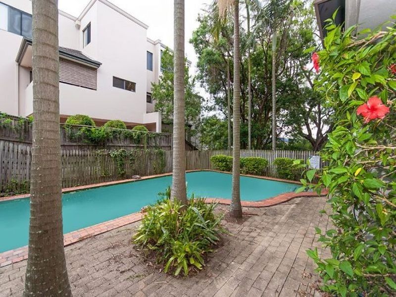 5/66 Kensington Terrace, Toowong QLD 4066