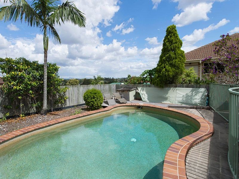 48 Barcoorah Street, Westlake QLD 4074