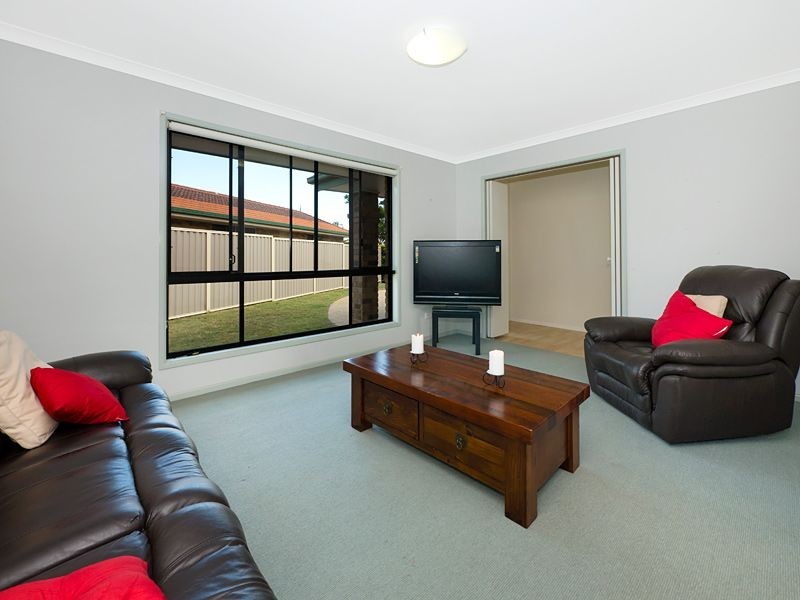 56 Crestwood Place, Moggill QLD 4070