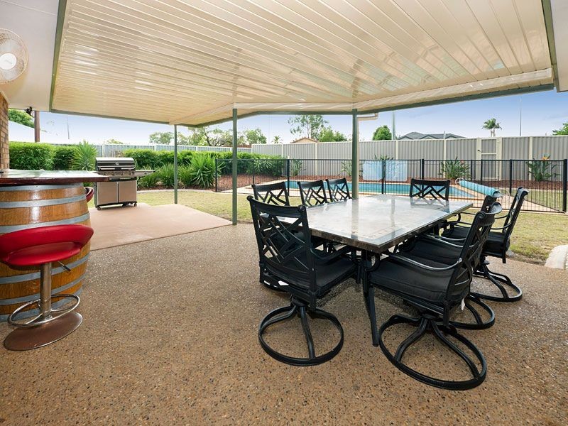 56 Crestwood Place, Moggill QLD 4070