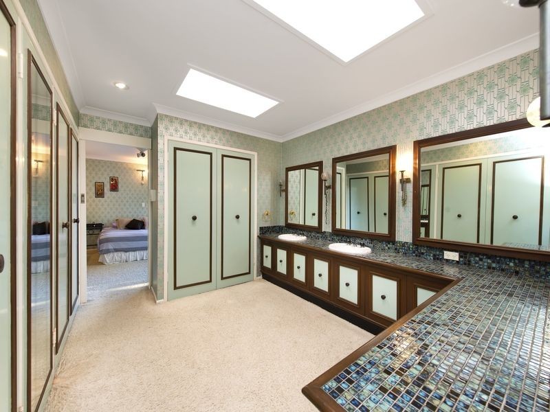 13 Leinster Street, Fig Tree Pocket QLD 4069