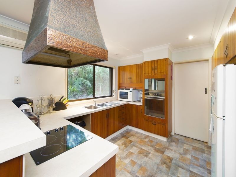 13 Leinster Street, Fig Tree Pocket QLD 4069