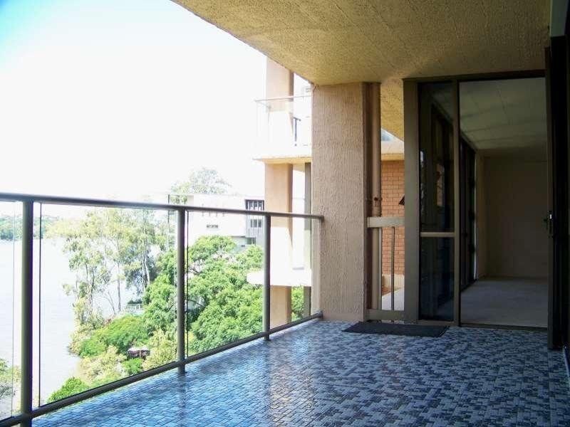 22/72 Sandford Street, St Lucia QLD 4067
