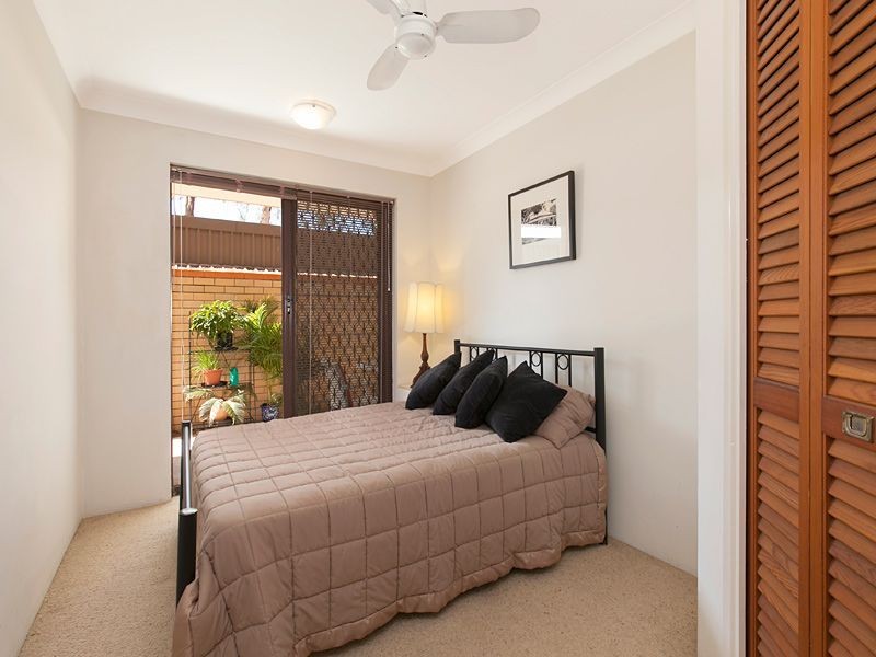 2/116 Clarence Road, Indooroopilly QLD 4068