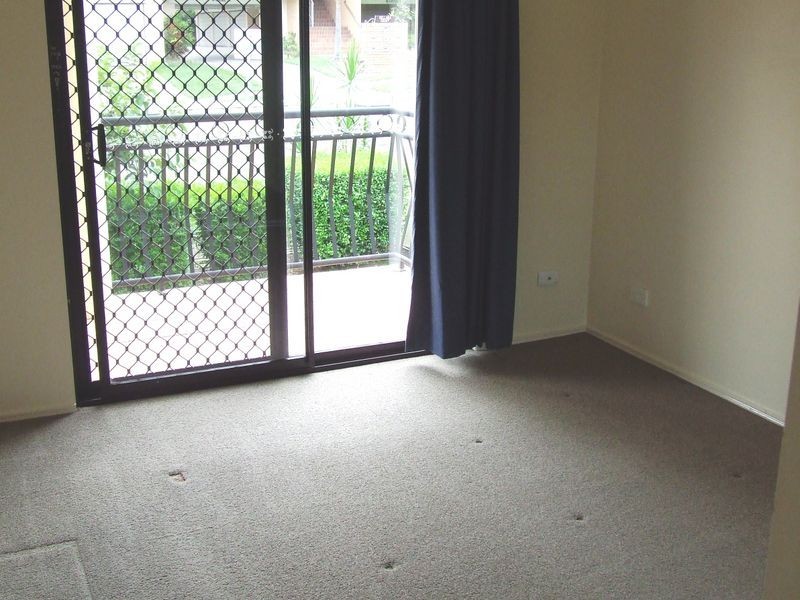 2/11 Holland Street, Toowong QLD 4066