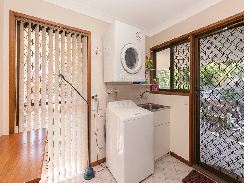 14 Mirbelia Street, Kenmore Hills QLD 4069