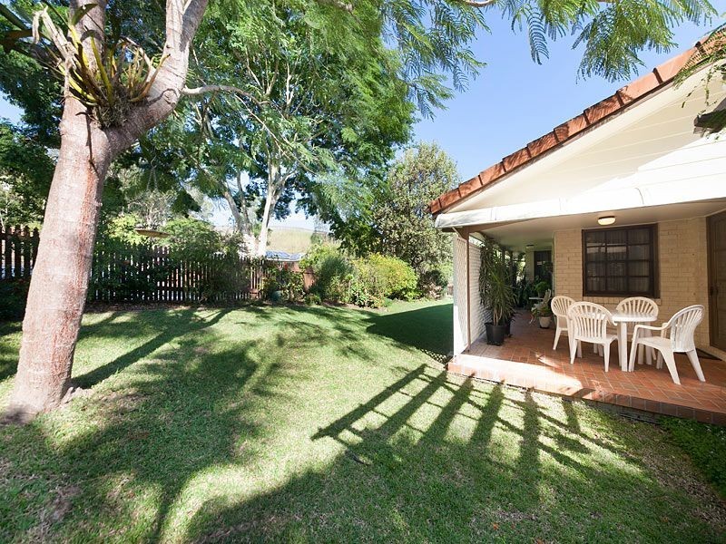 14 Mirbelia Street, Kenmore Hills QLD 4069