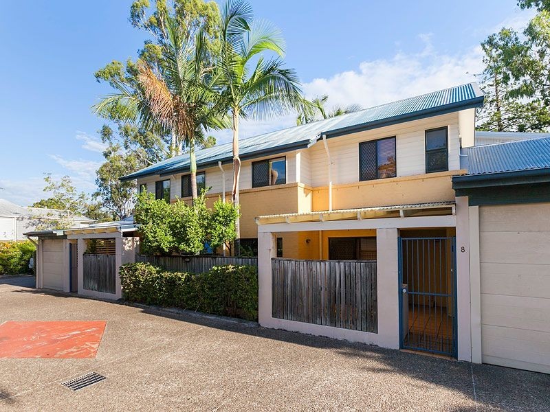 8/122 Central Avenue, Indooroopilly QLD 4068