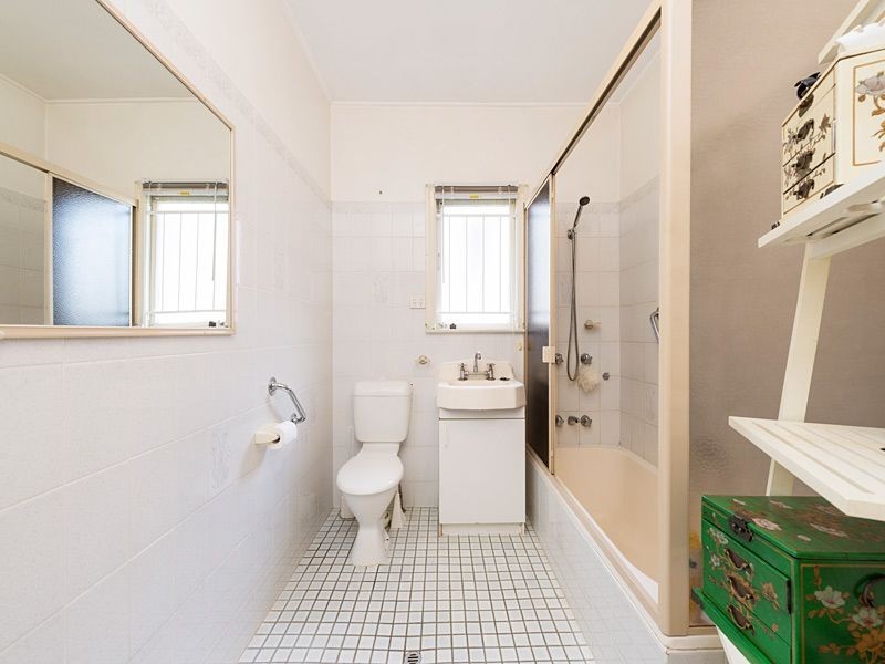 951 Moggill Road, Kenmore QLD 4069