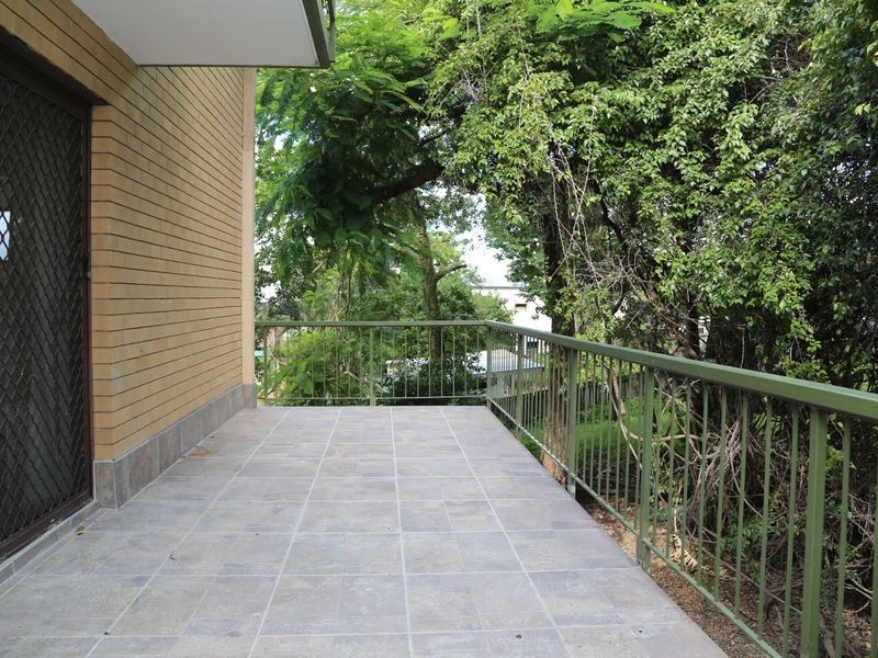 2/11 Frederick Street, Taringa QLD 4068