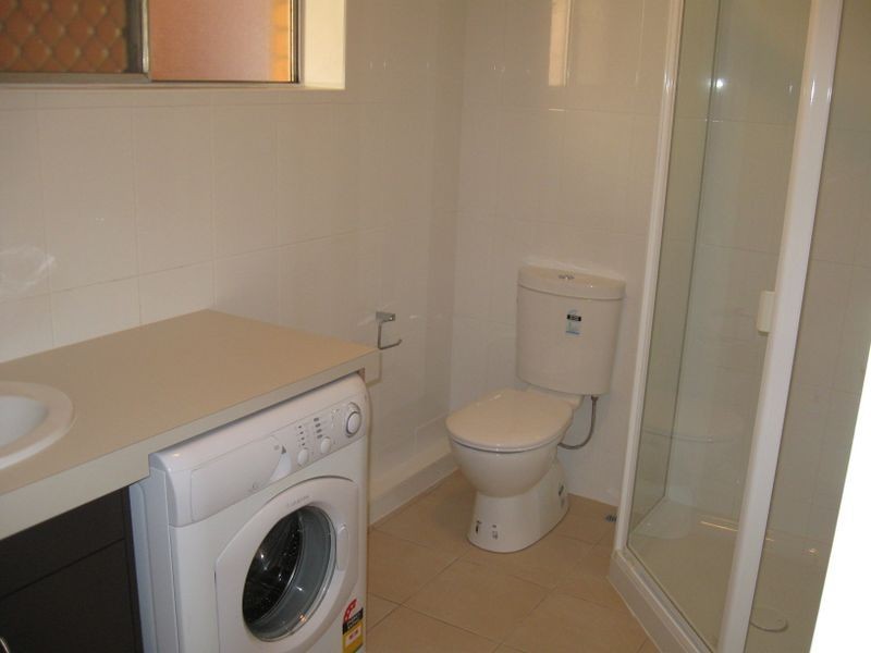 3/104 Gailey Road, St Lucia QLD 4067