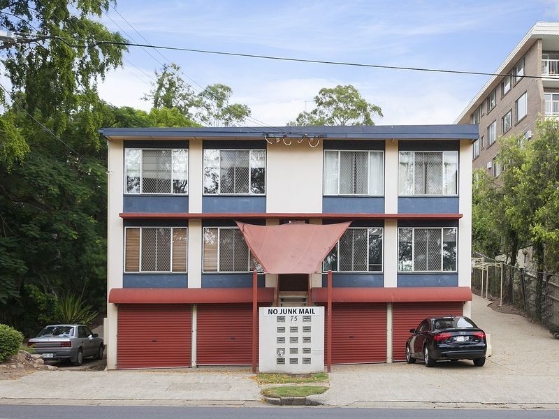 1/75 Sir Fred Schonell Drive, St Lucia QLD 4067